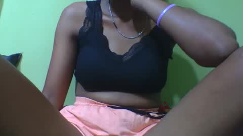 Snapshot of nathaaldy chatting on October 18, 11:02 am nathaaldy online show from October 18, 11:02 am