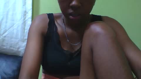 Snapshot of nathaaldy chatting on October 19, 11:12 am nathaaldy online show from October 19, 11:12 am