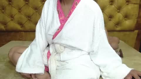 Nathalia online show from December 6, 4:25 am