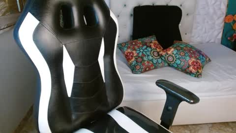 Snapshot of nathaliasweet_1_ chatting on October 9, 4:11 pm nathaliasweet_1_ online show from October 9, 4:11 pm