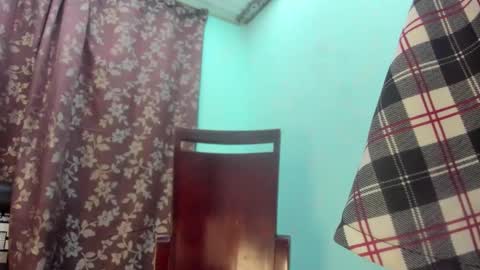 Nathaly online show from February 5, 8:12 pm