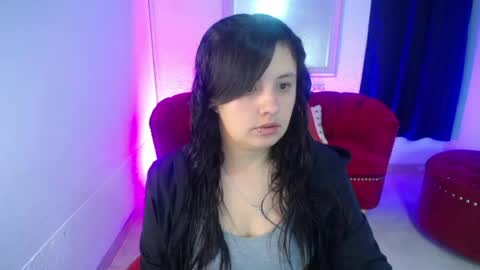 nathaly low online show from June 2, 12:39 pm