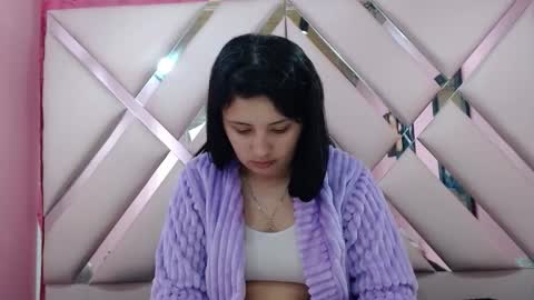 Snapshot of nathaly_low chatting on September 16, 3:03 am nathaly low online show from September 16, 3:03 am