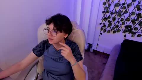 nathalyy_ds online show from October 8, 8:57 pm