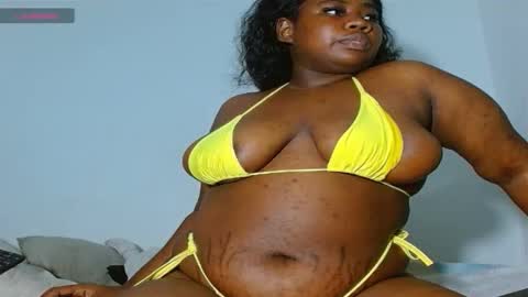Snapshot of nathasha_miller2 chatting on February 14, 1:34 am nathasha online show from February 14, 1:34 am