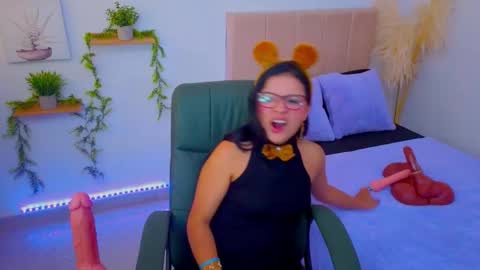 Snapshot of nathi_medusa chatting on October 21, 4:33 pm nathi_medusa online show from October 21, 4:33 pm