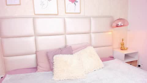 Snapshot of natt_clark chatting on October 20, 12:52 pm Natt  online show from October 20, 12:52 pm