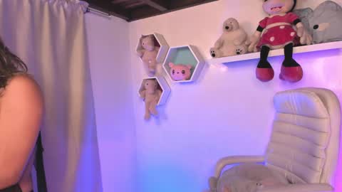 Nattasha online show from January 4, 4:44 am