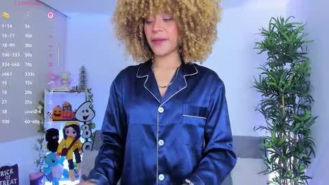 natty online show from September 24, 12:04 pm