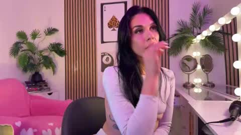 Snapshot of nattywithoutdaddy chatting on October 14, 7:55 am NATTY FIERROS online show from October 14, 7:55 am