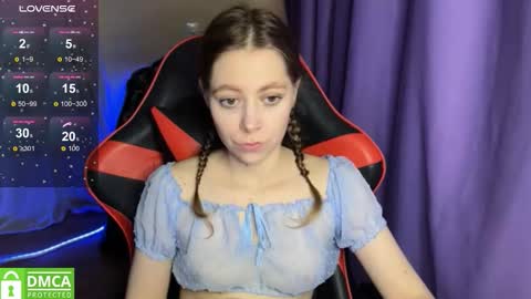 natural_babe666 online show from October 13, 5:43 am