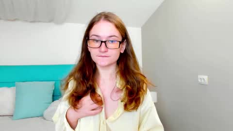 Snapshot of natural_meri_ chatting on September 15, 5:38 am Meri online show from September 15, 5:38 am