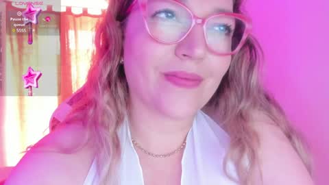 Snapshot of naty__mature_ chatting on February 5, 6:15 pm Nataly online show from February 5, 6:15 pm