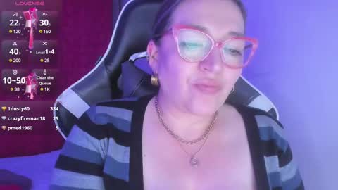 Snapshot of naty__mature_ chatting on February 13, 4:43 am Nataly online show from February 13, 4:43 am