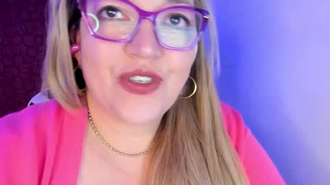 Snapshot of naty__mature_ chatting on September 14, 2:09 am Nataly online show from September 14, 2:09 am