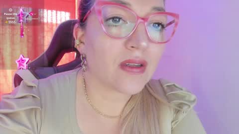 Snapshot of naty__mature_ chatting on January 11, 9:15 pm Nataly online show from January 11, 9:15 pm