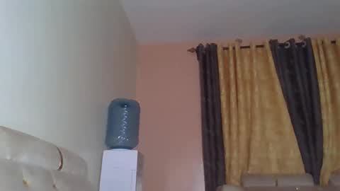 Snapshot of naughty8779 chatting on September 29, 1:43 am naughty8779 online show from September 29, 1:43 am