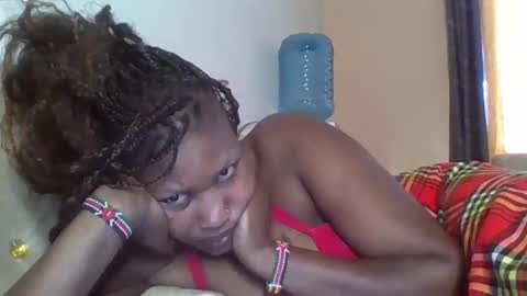 Snapshot of naughty8779 chatting on September 24, 4:44 am naughty8779 online show from September 24, 4:44 am