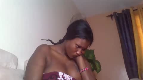 Snapshot of naughty8779 chatting on October 23, 4:18 am naughty8779 online show from October 23, 4:18 am