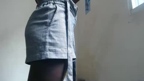 Snapshot of naughty_africana chatting on January 24, 11:04 am sweetie online show from January 24, 11:04 am