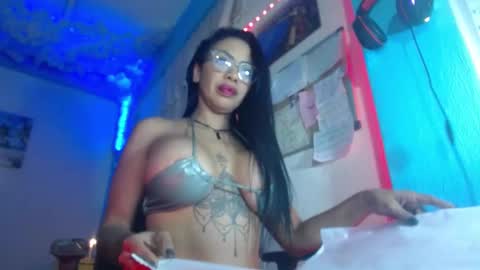 Snapshot of naughty_dollhot chatting on December 8, 11:19 pm IG erika villarroel TikTok erika thedoll online show from December 8, 11:19 pm