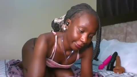 Snapshot of naughty_jee chatting on October 24, 7:15 am jee online show from October 24, 7:15 am