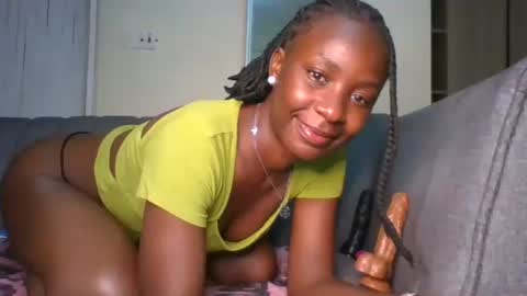 Snapshot of naughty_jee chatting on September 28, 3:57 am jee online show from September 28, 3:57 am