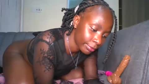 Snapshot of naughty_jee chatting on October 5, 2:22 pm jee online show from October 5, 2:22 pm