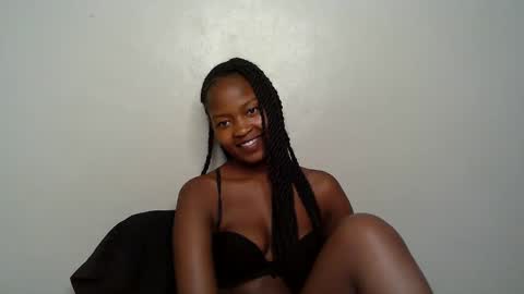 naughty_keesha1 online show from October 2, 10:37 pm