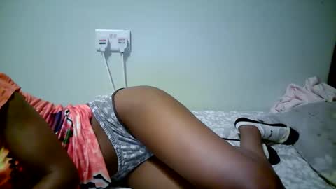 Snapshot of naughty_kesh chatting on September 21, 12:09 am kesh online show from September 21, 12:09 am