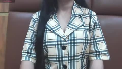 Snapshot of naughty_love489696 chatting on September 18, 6:28 pm riya online show from September 18, 6:28 pm