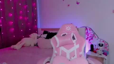 Mable online show from November 8, 1:32 am