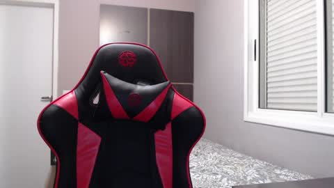 Ann online show from December 21, 1:04 am