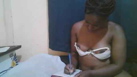 Snapshot of naughty_slender2 chatting on September 15, 4:32 am jn online show from September 15, 4:32 am