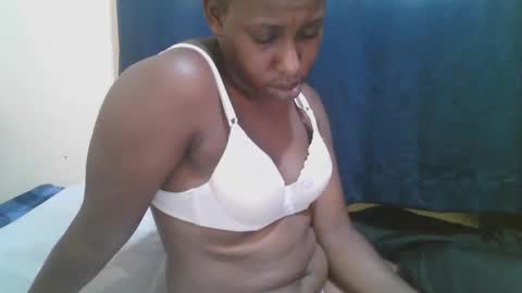 Snapshot of naughty_slender2 chatting on September 20, 5:06 am jn online show from September 20, 5:06 am