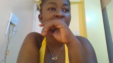 Snapshot of naughty_sluttygal chatting on October 17, 7:44 am Lydiah online show from October 17, 7:44 am