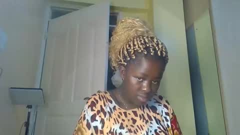 Snapshot of naughty_sluttygal chatting on October 14, 4:48 am Lydiah online show from October 14, 4:48 am