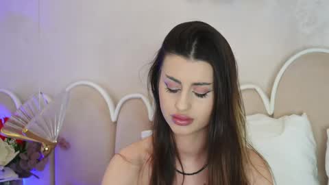 naughtyalicee online show from April 3, 6:11 am