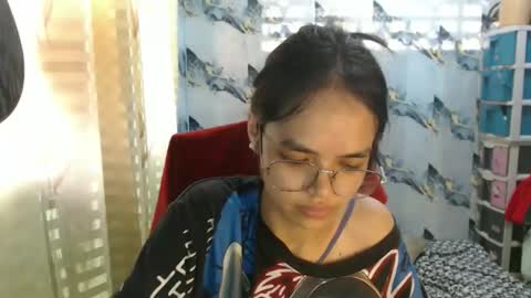 naughtyasian_honey online show from November 12, 3:59 am