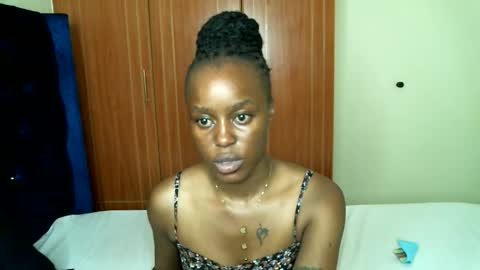 naughtyliz254 online show from September 10, 9:26 pm