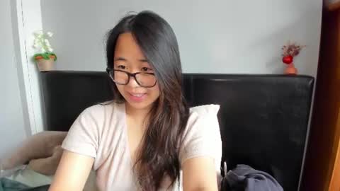 Gigi Chu  online show from June 10, 12:04 pm