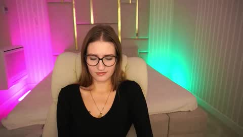 Ur Nurse online show from October 17, 7:11 am