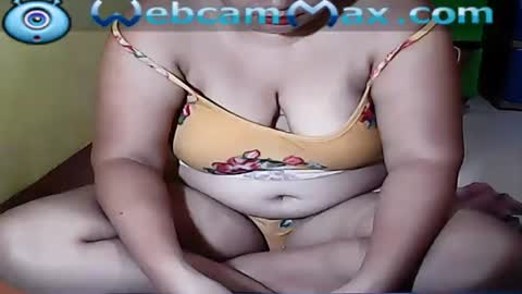 Snapshot of naughtypinay08 chatting on September 12, 3:19 pm naughtypinay08 online show from September 12, 3:19 pm