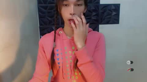 Snapshot of naughtysunshinepinay chatting on October 14, 11:07 pm Celine online show from October 14, 11:07 pm