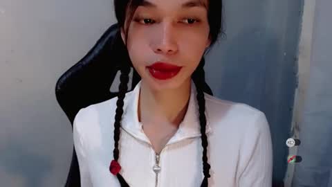 Snapshot of naughtysunshinepinay chatting on September 24, 12:53 am Celine online show from September 24, 12:53 am