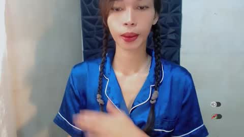 Snapshot of naughtysunshinepinay chatting on October 17, 1:31 am Celine online show from October 17, 1:31 am