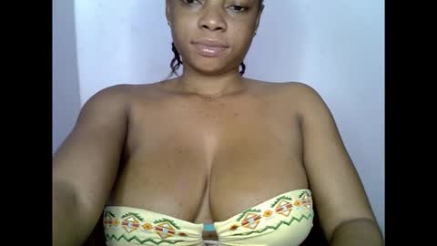 Snapshot of naughtyxcuntx chatting on September 19, 5:50 am naughtyxcuntx online show from September 19, 5:50 am