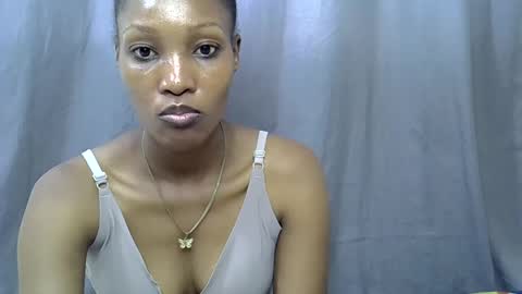 naughtyy4u online show from March 20, 9:25 am