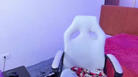 Angela  online show from September 28, 7:41 pm