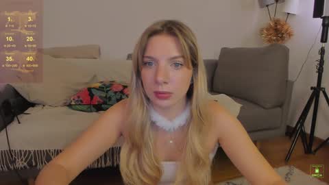 Snapshot of nautica_therapy chatting on December 20, 3:21 pm Nautica online show from December 20, 3:21 pm